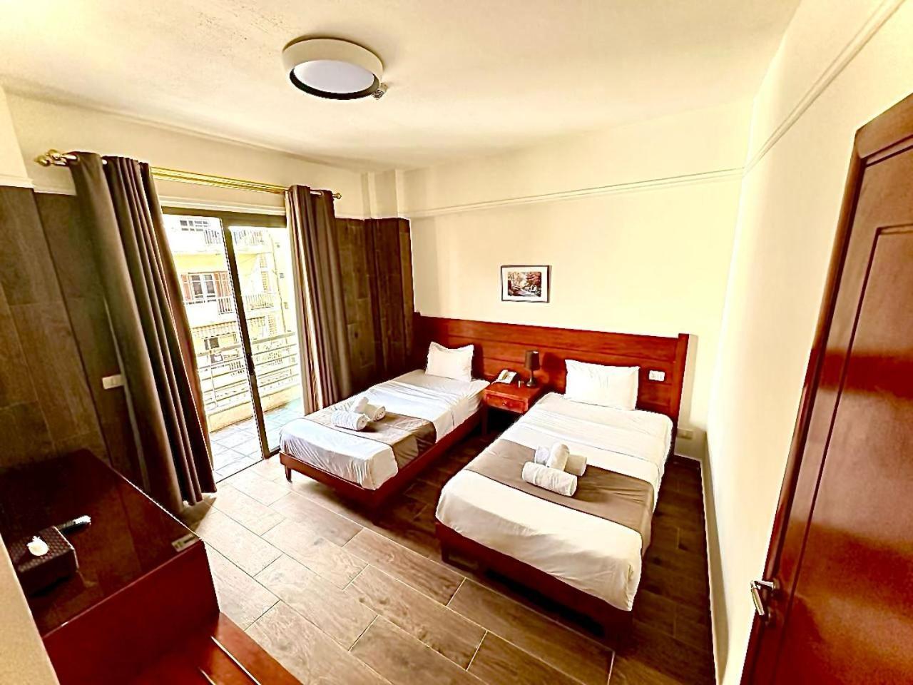 Caesar'S Park Hotel Бейрут Екстериор снимка