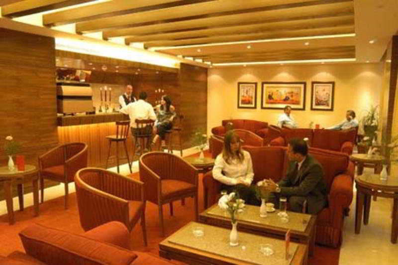 Caesar'S Park Hotel Бейрут Екстериор снимка