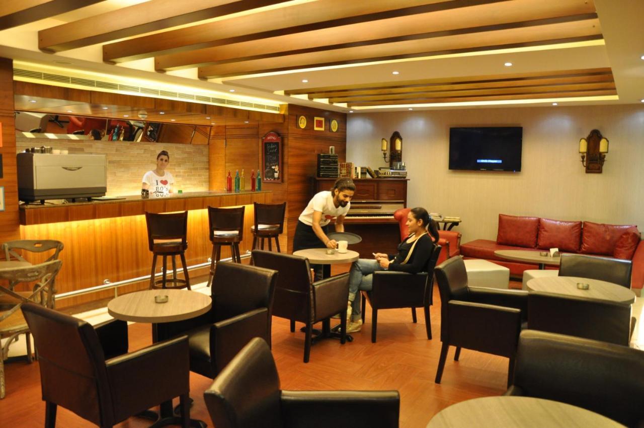 Caesar'S Park Hotel Бейрут Екстериор снимка